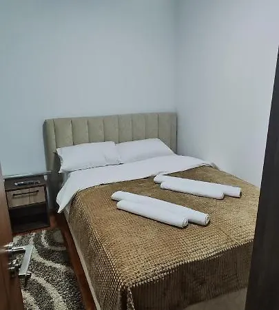 아파트 Marinkovic Stan Na Dan