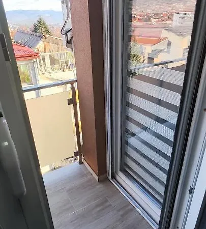 Marinkovic Stan Na Dan شقة فرانيي